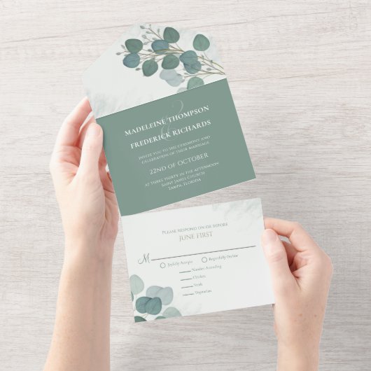 Moderne Eucalyptus Elegant Rustige botanische blad All In One Uitnodiging (Afscheurbaar)