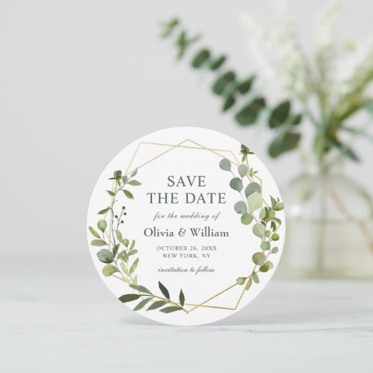 Moderne Eucalyptus Floral Wedding BEWAART DE DATUM Kaart (Staand voorkant)