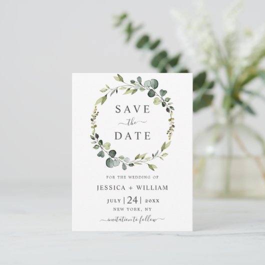 Moderne Eucalyptus Floral Wedding Save the Date Briefkaart (Staand voorkant)