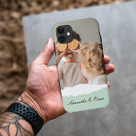 Moderne familie foto & persoonlijke naam Mint Gift Case-Mate iPhone Case<br><div class="desc">Introductie van de moderne familiefoto & gepersonaliseerde naam Mint Gift! Dit unieke en doordachte geschenk is ontworpen om de speciale momenten van uw familie te vieren en te koesteren. Geef het geschenk van gekoesterde herinneringen en gepersonaliseerde zoetheid met de moderne familiefoto & gepersonaliseerde naammuntcadeau. Het is een zinvolle en verrukkelijke...</div>
