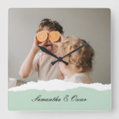 Moderne familie foto & persoonlijke naam Mint Gift Vierkante Klok (Voorkant)