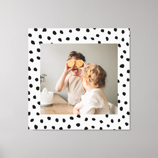 Moderne familie foto's en zwarte Stippen — mooie c Canvas Afdruk (Voorkant)