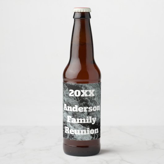 Moderne familie reünie Black White Falling Water Bier Etiket (Voorkant)