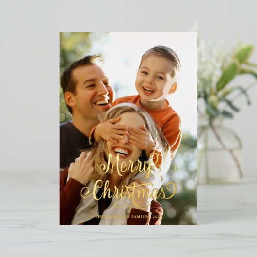 Moderne familiefoto Merry Kerstmis Tartan Folie Feestdagenkaart (Staand Voorkant)