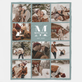 Moderne Familiefotocollage Monogrammed Sage Green Fleece Deken