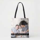 Moderne familiemonogram en datum van vaststelling tote bag (Voorkant)