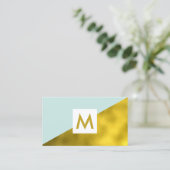 Moderne Faux Gouden Folie Mint Monogram Visitekaartje (Staand voorkant)