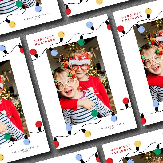 Moderne feestelijke kleurrijke kerstverlichting éé feestdagenkaart