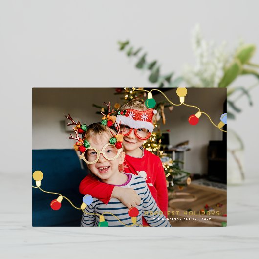 Moderne feestelijke kleurrijke kerstverlichting éé folie feestdagenkaart (Staand Voorkant)