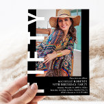Moderne FIFTY Foto 50th Birthday Party Invitation Kaart<br><div class="desc">Moderne uitnodiging van 50e verjaardag - Het ontwerp kenmerkt een zwarte achtergrond die in om het even welke kleur,  een portretfoto,  de tekst "FIFTY"in gewaagde witte doopvont en een elegante sjabloon van de verjaardagspartij kan worden veranderd die gemakkelijk kan worden gepersonaliseerd. Stijlvol,  trendy en perfect voor elke leeftijd!</div>