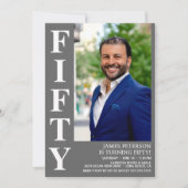 Moderne FIFTY Foto 50th Birthday Party Kaart (Voorkant)