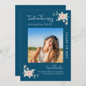 Moderne Floral Afstuderen 2022 Foto-uitnodiging Kaart (Voorkant / Achterkant)