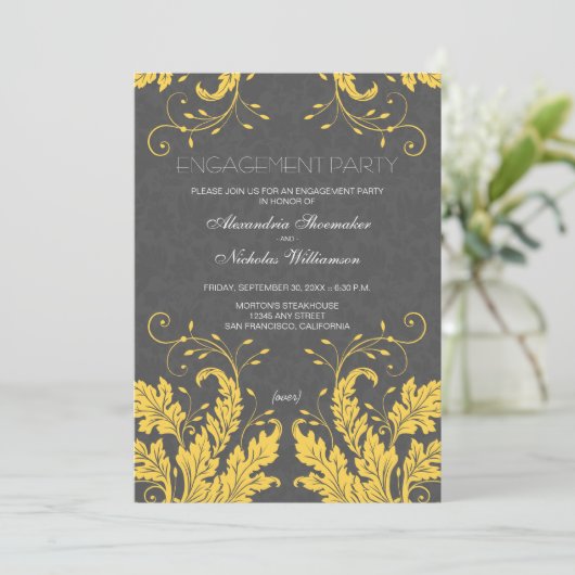 Moderne Floral Engagement Party Invite (geel) Kaart (Staand voorkant)