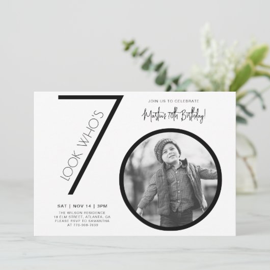 Moderne foto 70e verjaardag uitnodiging (Staand voorkant)