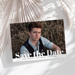 Moderne foto-afstuderen slaat de datum op briefkaart