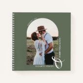 Moderne foto-arch Sage Green Wedding Guest Book Notitieboek (Voorkant)