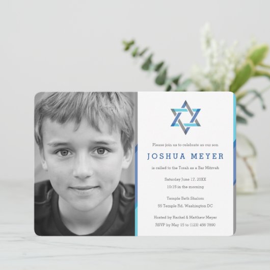 Moderne foto Bar Mitzvah uitnodigingen | Blauw + T (Staand voorkant)