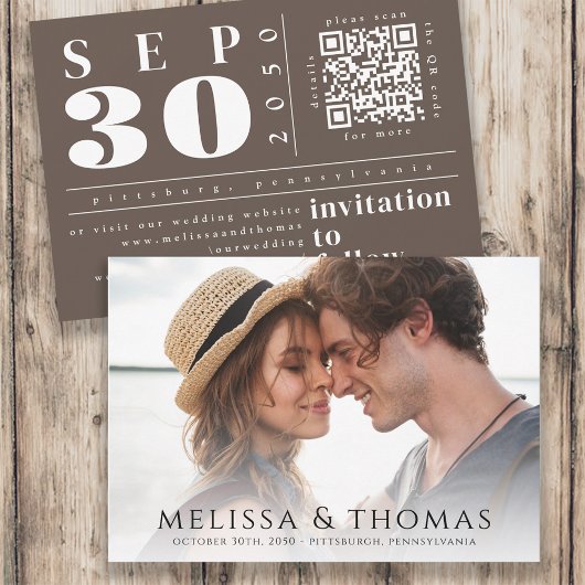 Moderne foto Bewaar de datum QR Code Simple Brown Save The Date
