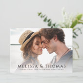 Moderne foto Bewaar de datum QR Code Simple Brown Save The Date (Staand voorkant)