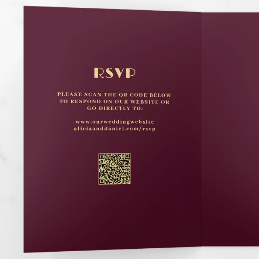 Moderne foto bordeaux goud rsvp details bruiloft drieluik uitnodiging (Binnenzijde eerst)