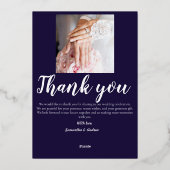 Moderne foto bruiloft folie dankkaart in marinebla folie uitnodiging (Achterkant)