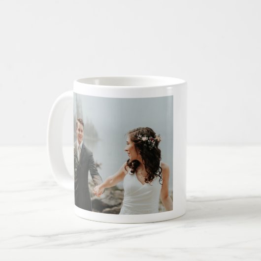 Moderne foto bruiloft gepersonaliseerde scriptname koffiemok (Voorkant links)