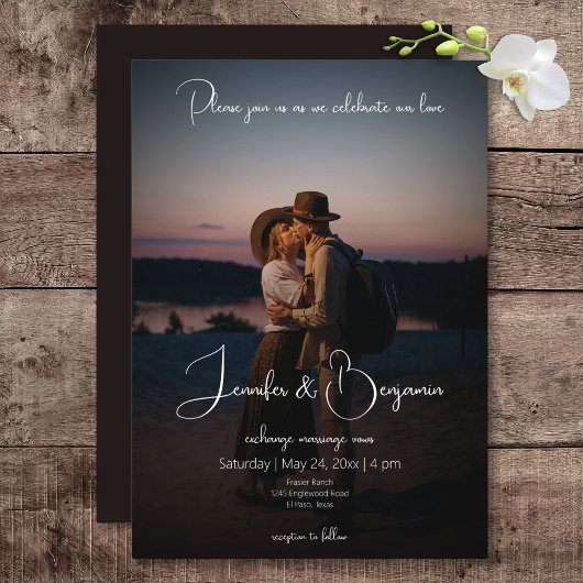 Moderne foto Donkere minimale bruiloft Kaart