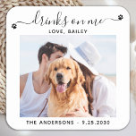 Moderne foto-Drinken op mijn hondenband Kartonnen Onderzetters<br><div class="desc">Drink op mij! Onze aangepaste huisdier foto onderzetters zijn de perfecte manier om show uw liefde voor uw harige vriend op uw grote dag! Deze bruiloft onderzetters zijn elegant, modern en schattig, en ze zijn er zeker van om uw bruiloft receptie of feest een te onthouden. Plus, ze zijn een...</div>