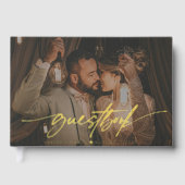 Moderne foto Elegant Script Monogram Bruiloft Gastenboek (Voorkant)