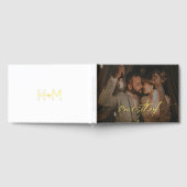Moderne foto Elegant Script Monogram Bruiloft Gastenboek (Volledig)