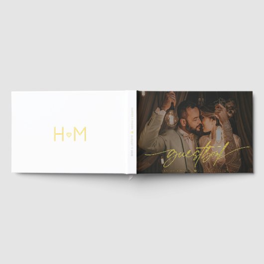 Moderne foto Elegant Script Monogram Bruiloft Gastenboek (Volledig)