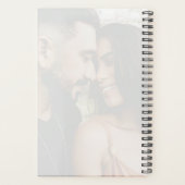 Moderne foto- en kalligrafie-bruiloft planner (Achterkant)