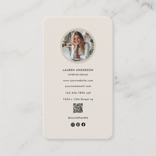 Moderne foto- en QR-code beige social media-ontwer Visitekaartje (Voorkant)