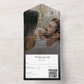 Moderne foto en zwarte overlay bruiloft all in one uitnodiging (Binnen)