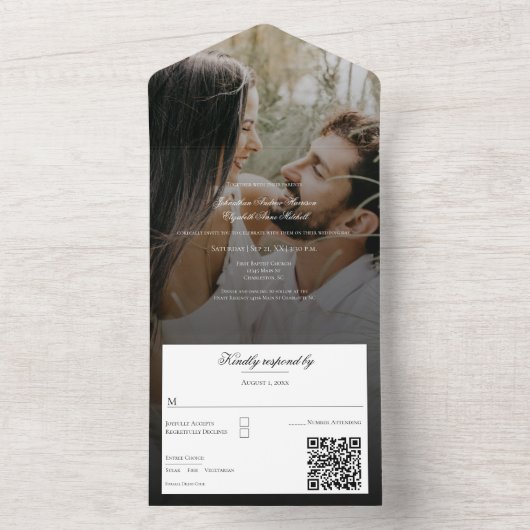 Moderne foto en zwarte overlay bruiloft all in one uitnodiging (Binnen)