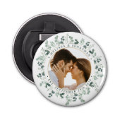 Moderne foto Eucalyptus gepersonaliseerde bruiloft Button Flesopener (Voorkant)