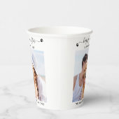 Moderne foto, gelukkig ooit na het huwelijk papieren bekers (Rechts)