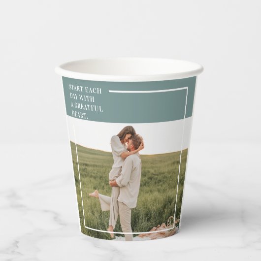 Moderne foto Groene familie — liefdevol cadeau Papieren Bekers (Voorkant)