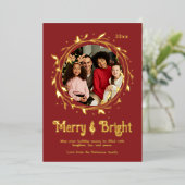 Moderne foto Kerstkrans met Merry & Bright-script Folie Feestdagenkaart (Staand Voorkant)