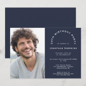 Moderne Foto Man 30th Birthday Party Navy Kaart (Voorkant / Achterkant)