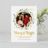Moderne foto Merry & Bright Script Wreate Folie Feestdagenkaart (Staand Voorkant)