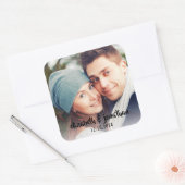 Moderne foto met handgeschreven script aangepaste  vierkante sticker (Envelop)