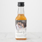 Moderne foto Names Date Cheers Wedding Favor Likeurfles Etiket (Voorkant)