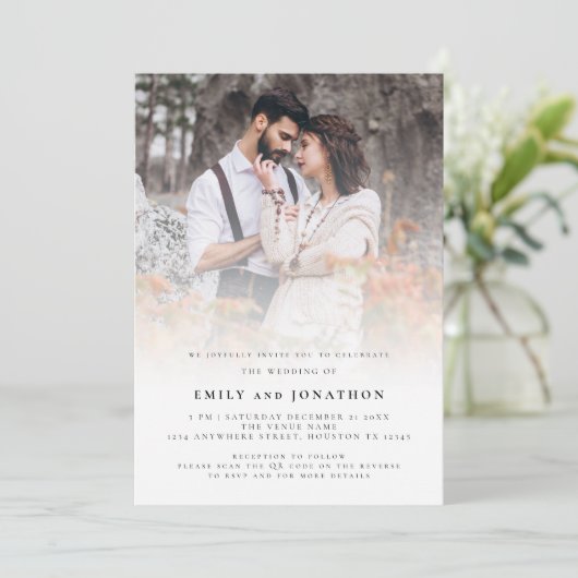 Moderne foto-overlay QR-code bruiloft Kaart (Staand voorkant)