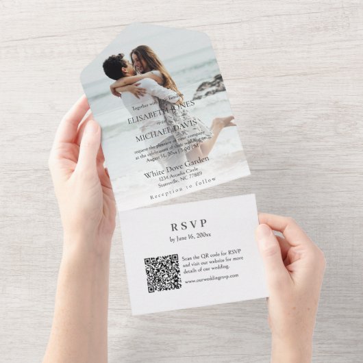 Moderne foto QR Code Sage Green Wedding All In One Uitnodiging (Afscheurbaar)