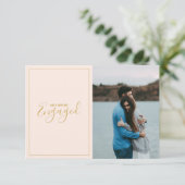 Moderne foto roze verlovingsfeest uitnodiging (Staand voorkant)