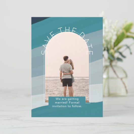Moderne foto save the dates bruiloft kaart (Staand voorkant)