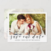 Moderne foto Sla de datum op Black Script Wedding Aankondigingskaart (Voorkant / Achterkant)