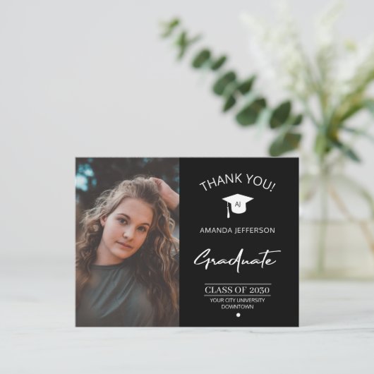 Moderne foto van afstuderen afstuderen bedankt briefkaart (Staand voorkant)