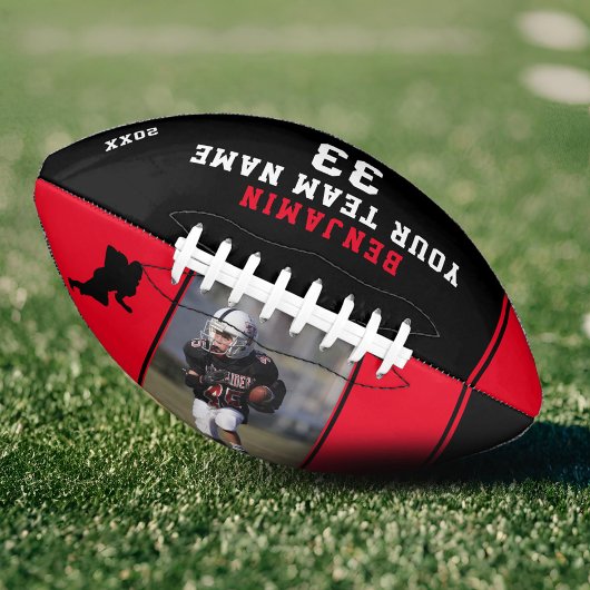 Moderne foto van het team met rood afspeelnummer american football